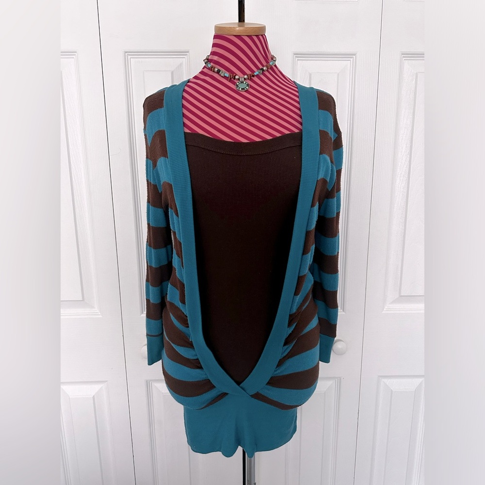Open V-Shape Tunic